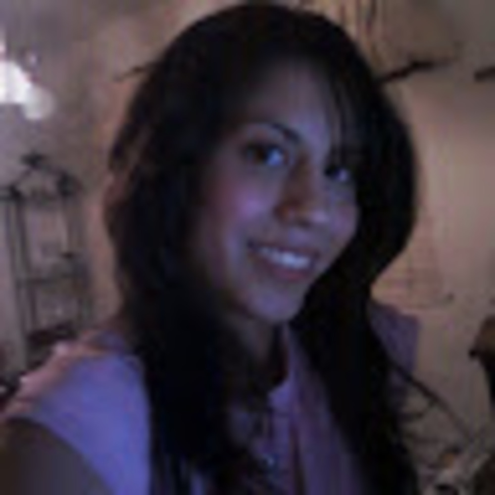 Meet your Posher, Desiree